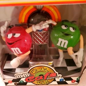 M&M Rockin Cafe original packaging